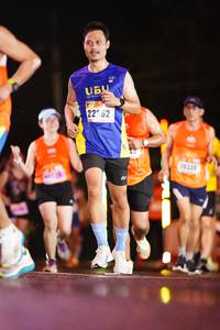 BIB: 2262
                            <button type="button" onclick="openModal(17702202)" class="btn btn-primary btn-sm float-right btn-popup" data-toggle="modal" data-target=".modal-high-quality">
                        <i class="fas fa-shopping-cart"></i> Add to Cart
                    </button>
                                            <button type="button" onclick="isThisMe(17702202, true)" class="btn btn-success btn-sm float-right btn-popup btn-isme hidden" data-toggle="tooltip" data-placement="bottom" title="นี่คือรูปของคุณใช่ไหม คลิกที่นี่เพื่อเอาเข้าอัลบั้ม">
                        <i class="fas fa-plus"></i> Add to album
                    </button>
                    <button type="button" onclick="isThisMe(17702202, false)" class="btn btn-warning btn-sm float-right btn-popup btn-isnotme hidden">
                        <i class="fas fa-ban"></i> Remove from album
                    </button>