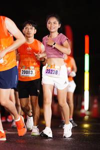BIB: 25238, 20083
                            <button type="button" onclick="openModal(17719616)" class="btn btn-primary btn-sm float-right btn-popup" data-toggle="modal" data-target=".modal-high-quality">
                        <i class="fas fa-shopping-cart"></i> Add to Cart
                    </button>
                                            <button type="button" onclick="isThisMe(17719616, true)" class="btn btn-success btn-sm float-right btn-popup btn-isme hidden" data-toggle="tooltip" data-placement="bottom" title="นี่คือรูปของคุณใช่ไหม คลิกที่นี่เพื่อเอาเข้าอัลบั้ม">
                        <i class="fas fa-plus"></i> Add to album
                    </button>
                    <button type="button" onclick="isThisMe(17719616, false)" class="btn btn-warning btn-sm float-right btn-popup btn-isnotme hidden">
                        <i class="fas fa-ban"></i> Remove from album
                    </button>