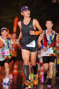 BIB: 216, 445, 4224
                            <button type="button" onclick="openModal(17645726)" class="btn btn-primary btn-sm float-right btn-popup" data-toggle="modal" data-target=".modal-high-quality">
                        <i class="fas fa-shopping-cart"></i> Add to Cart
                    </button>
                                            <button type="button" onclick="isThisMe(17645726, true)" class="btn btn-success btn-sm float-right btn-popup btn-isme hidden" data-toggle="tooltip" data-placement="bottom" title="นี่คือรูปของคุณใช่ไหม คลิกที่นี่เพื่อเอาเข้าอัลบั้ม">
                        <i class="fas fa-plus"></i> Add to album
                    </button>
                    <button type="button" onclick="isThisMe(17645726, false)" class="btn btn-warning btn-sm float-right btn-popup btn-isnotme hidden">
                        <i class="fas fa-ban"></i> Remove from album
                    </button>