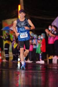 BIB: 41421
                            <button type="button" onclick="openModal(17649709)" class="btn btn-primary btn-sm float-right btn-popup" data-toggle="modal" data-target=".modal-high-quality">
                        <i class="fas fa-shopping-cart"></i> Add to Cart
                    </button>
                                            <button type="button" onclick="isThisMe(17649709, true)" class="btn btn-success btn-sm float-right btn-popup btn-isme hidden" data-toggle="tooltip" data-placement="bottom" title="นี่คือรูปของคุณใช่ไหม คลิกที่นี่เพื่อเอาเข้าอัลบั้ม">
                        <i class="fas fa-plus"></i> Add to album
                    </button>
                    <button type="button" onclick="isThisMe(17649709, false)" class="btn btn-warning btn-sm float-right btn-popup btn-isnotme hidden">
                        <i class="fas fa-ban"></i> Remove from album
                    </button>