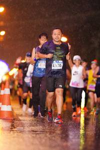 BIB: 423, 42035
                            <button type="button" onclick="openModal(17660569)" class="btn btn-primary btn-sm float-right btn-popup" data-toggle="modal" data-target=".modal-high-quality">
                        <i class="fas fa-shopping-cart"></i> Add to Cart
                    </button>
                                            <button type="button" onclick="isThisMe(17660569, true)" class="btn btn-success btn-sm float-right btn-popup btn-isme hidden" data-toggle="tooltip" data-placement="bottom" title="นี่คือรูปของคุณใช่ไหม คลิกที่นี่เพื่อเอาเข้าอัลบั้ม">
                        <i class="fas fa-plus"></i> Add to album
                    </button>
                    <button type="button" onclick="isThisMe(17660569, false)" class="btn btn-warning btn-sm float-right btn-popup btn-isnotme hidden">
                        <i class="fas fa-ban"></i> Remove from album
                    </button>