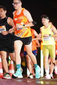 BIB: 20049
                            <button type="button" onclick="openModal(17687376)" class="btn btn-primary btn-sm float-right btn-popup" data-toggle="modal" data-target=".modal-high-quality">
                        <i class="fas fa-shopping-cart"></i> Add to Cart
                    </button>
                                            <button type="button" onclick="isThisMe(17687376, true)" class="btn btn-success btn-sm float-right btn-popup btn-isme hidden" data-toggle="tooltip" data-placement="bottom" title="นี่คือรูปของคุณใช่ไหม คลิกที่นี่เพื่อเอาเข้าอัลบั้ม">
                        <i class="fas fa-plus"></i> Add to album
                    </button>
                    <button type="button" onclick="isThisMe(17687376, false)" class="btn btn-warning btn-sm float-right btn-popup btn-isnotme hidden">
                        <i class="fas fa-ban"></i> Remove from album
                    </button>