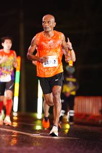 BIB: 242
                            <button type="button" onclick="openModal(17674744)" class="btn btn-primary btn-sm float-right btn-popup" data-toggle="modal" data-target=".modal-high-quality">
                        <i class="fas fa-shopping-cart"></i> Add to Cart
                    </button>
                                            <button type="button" onclick="isThisMe(17674744, true)" class="btn btn-success btn-sm float-right btn-popup btn-isme hidden" data-toggle="tooltip" data-placement="bottom" title="นี่คือรูปของคุณใช่ไหม คลิกที่นี่เพื่อเอาเข้าอัลบั้ม">
                        <i class="fas fa-plus"></i> Add to album
                    </button>
                    <button type="button" onclick="isThisMe(17674744, false)" class="btn btn-warning btn-sm float-right btn-popup btn-isnotme hidden">
                        <i class="fas fa-ban"></i> Remove from album
                    </button>