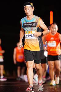 BIB: 24249
                            <button type="button" onclick="openModal(17688200)" class="btn btn-primary btn-sm float-right btn-popup" data-toggle="modal" data-target=".modal-high-quality">
                        <i class="fas fa-shopping-cart"></i> Add to Cart
                    </button>
                                            <button type="button" onclick="isThisMe(17688200, true)" class="btn btn-success btn-sm float-right btn-popup btn-isme hidden" data-toggle="tooltip" data-placement="bottom" title="นี่คือรูปของคุณใช่ไหม คลิกที่นี่เพื่อเอาเข้าอัลบั้ม">
                        <i class="fas fa-plus"></i> Add to album
                    </button>
                    <button type="button" onclick="isThisMe(17688200, false)" class="btn btn-warning btn-sm float-right btn-popup btn-isnotme hidden">
                        <i class="fas fa-ban"></i> Remove from album
                    </button>