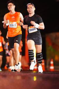 BIB: 2231, 20004
                            <button type="button" onclick="openModal(17716311)" class="btn btn-primary btn-sm float-right btn-popup" data-toggle="modal" data-target=".modal-high-quality">
                        <i class="fas fa-shopping-cart"></i> Add to Cart
                    </button>
                                            <button type="button" onclick="isThisMe(17716311, true)" class="btn btn-success btn-sm float-right btn-popup btn-isme hidden" data-toggle="tooltip" data-placement="bottom" title="นี่คือรูปของคุณใช่ไหม คลิกที่นี่เพื่อเอาเข้าอัลบั้ม">
                        <i class="fas fa-plus"></i> Add to album
                    </button>
                    <button type="button" onclick="isThisMe(17716311, false)" class="btn btn-warning btn-sm float-right btn-popup btn-isnotme hidden">
                        <i class="fas fa-ban"></i> Remove from album
                    </button>