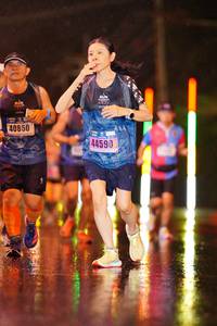 BIB: 40850, 44590
                            <button type="button" onclick="openModal(17649296)" class="btn btn-primary btn-sm float-right btn-popup" data-toggle="modal" data-target=".modal-high-quality">
                        <i class="fas fa-shopping-cart"></i> Add to Cart
                    </button>
                                            <button type="button" onclick="isThisMe(17649296, true)" class="btn btn-success btn-sm float-right btn-popup btn-isme hidden" data-toggle="tooltip" data-placement="bottom" title="นี่คือรูปของคุณใช่ไหม คลิกที่นี่เพื่อเอาเข้าอัลบั้ม">
                        <i class="fas fa-plus"></i> Add to album
                    </button>
                    <button type="button" onclick="isThisMe(17649296, false)" class="btn btn-warning btn-sm float-right btn-popup btn-isnotme hidden">
                        <i class="fas fa-ban"></i> Remove from album
                    </button>