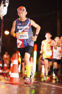 BIB: 1935, 22595
                            <button type="button" onclick="openModal(17676440)" class="btn btn-primary btn-sm float-right btn-popup" data-toggle="modal" data-target=".modal-high-quality">
                        <i class="fas fa-shopping-cart"></i> Add to Cart
                    </button>
                                            <button type="button" onclick="isThisMe(17676440, true)" class="btn btn-success btn-sm float-right btn-popup btn-isme hidden" data-toggle="tooltip" data-placement="bottom" title="นี่คือรูปของคุณใช่ไหม คลิกที่นี่เพื่อเอาเข้าอัลบั้ม">
                        <i class="fas fa-plus"></i> Add to album
                    </button>
                    <button type="button" onclick="isThisMe(17676440, false)" class="btn btn-warning btn-sm float-right btn-popup btn-isnotme hidden">
                        <i class="fas fa-ban"></i> Remove from album
                    </button>