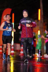 BIB: 057
                            <button type="button" onclick="openModal(17654906)" class="btn btn-primary btn-sm float-right btn-popup" data-toggle="modal" data-target=".modal-high-quality">
                        <i class="fas fa-shopping-cart"></i> Add to Cart
                    </button>
                                            <button type="button" onclick="isThisMe(17654906, true)" class="btn btn-success btn-sm float-right btn-popup btn-isme hidden" data-toggle="tooltip" data-placement="bottom" title="นี่คือรูปของคุณใช่ไหม คลิกที่นี่เพื่อเอาเข้าอัลบั้ม">
                        <i class="fas fa-plus"></i> Add to album
                    </button>
                    <button type="button" onclick="isThisMe(17654906, false)" class="btn btn-warning btn-sm float-right btn-popup btn-isnotme hidden">
                        <i class="fas fa-ban"></i> Remove from album
                    </button>