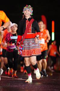 BIB: 26656
                            <button type="button" onclick="openModal(17689281)" class="btn btn-primary btn-sm float-right btn-popup" data-toggle="modal" data-target=".modal-high-quality">
                        <i class="fas fa-shopping-cart"></i> Add to Cart
                    </button>
                                            <button type="button" onclick="isThisMe(17689281, true)" class="btn btn-success btn-sm float-right btn-popup btn-isme hidden" data-toggle="tooltip" data-placement="bottom" title="นี่คือรูปของคุณใช่ไหม คลิกที่นี่เพื่อเอาเข้าอัลบั้ม">
                        <i class="fas fa-plus"></i> Add to album
                    </button>
                    <button type="button" onclick="isThisMe(17689281, false)" class="btn btn-warning btn-sm float-right btn-popup btn-isnotme hidden">
                        <i class="fas fa-ban"></i> Remove from album
                    </button>