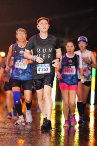 BIB: 42954, 41853, 44540
                            <button type="button" onclick="openModal(17662922)" class="btn btn-primary btn-sm float-right btn-popup" data-toggle="modal" data-target=".modal-high-quality">
                        <i class="fas fa-shopping-cart"></i> Add to Cart
                    </button>
                                            <button type="button" onclick="isThisMe(17662922, true)" class="btn btn-success btn-sm float-right btn-popup btn-isme hidden" data-toggle="tooltip" data-placement="bottom" title="นี่คือรูปของคุณใช่ไหม คลิกที่นี่เพื่อเอาเข้าอัลบั้ม">
                        <i class="fas fa-plus"></i> Add to album
                    </button>
                    <button type="button" onclick="isThisMe(17662922, false)" class="btn btn-warning btn-sm float-right btn-popup btn-isnotme hidden">
                        <i class="fas fa-ban"></i> Remove from album
                    </button>