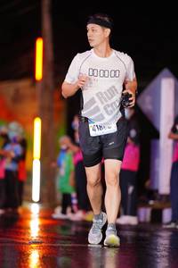 BIB: 0000, 418
                            <button type="button" onclick="openModal(17654685)" class="btn btn-primary btn-sm float-right btn-popup" data-toggle="modal" data-target=".modal-high-quality">
                        <i class="fas fa-shopping-cart"></i> Add to Cart
                    </button>
                                            <button type="button" onclick="isThisMe(17654685, true)" class="btn btn-success btn-sm float-right btn-popup btn-isme hidden" data-toggle="tooltip" data-placement="bottom" title="นี่คือรูปของคุณใช่ไหม คลิกที่นี่เพื่อเอาเข้าอัลบั้ม">
                        <i class="fas fa-plus"></i> Add to album
                    </button>
                    <button type="button" onclick="isThisMe(17654685, false)" class="btn btn-warning btn-sm float-right btn-popup btn-isnotme hidden">
                        <i class="fas fa-ban"></i> Remove from album
                    </button>