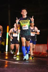 BIB: 22452, 22581
                            <button type="button" onclick="openModal(17677929)" class="btn btn-primary btn-sm float-right btn-popup" data-toggle="modal" data-target=".modal-high-quality">
                        <i class="fas fa-shopping-cart"></i> Add to Cart
                    </button>
                                            <button type="button" onclick="isThisMe(17677929, true)" class="btn btn-success btn-sm float-right btn-popup btn-isme hidden" data-toggle="tooltip" data-placement="bottom" title="นี่คือรูปของคุณใช่ไหม คลิกที่นี่เพื่อเอาเข้าอัลบั้ม">
                        <i class="fas fa-plus"></i> Add to album
                    </button>
                    <button type="button" onclick="isThisMe(17677929, false)" class="btn btn-warning btn-sm float-right btn-popup btn-isnotme hidden">
                        <i class="fas fa-ban"></i> Remove from album
                    </button>