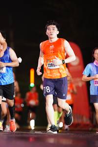 BIB: 2285
                            <button type="button" onclick="openModal(17717675)" class="btn btn-primary btn-sm float-right btn-popup" data-toggle="modal" data-target=".modal-high-quality">
                        <i class="fas fa-shopping-cart"></i> Add to Cart
                    </button>
                                            <button type="button" onclick="isThisMe(17717675, true)" class="btn btn-success btn-sm float-right btn-popup btn-isme hidden" data-toggle="tooltip" data-placement="bottom" title="นี่คือรูปของคุณใช่ไหม คลิกที่นี่เพื่อเอาเข้าอัลบั้ม">
                        <i class="fas fa-plus"></i> Add to album
                    </button>
                    <button type="button" onclick="isThisMe(17717675, false)" class="btn btn-warning btn-sm float-right btn-popup btn-isnotme hidden">
                        <i class="fas fa-ban"></i> Remove from album
                    </button>