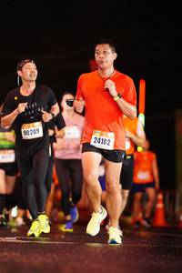 BIB: 90209, 24182
                            <button type="button" onclick="openModal(17673843)" class="btn btn-primary btn-sm float-right btn-popup" data-toggle="modal" data-target=".modal-high-quality">
                        <i class="fas fa-shopping-cart"></i> Add to Cart
                    </button>
                                            <button type="button" onclick="isThisMe(17673843, true)" class="btn btn-success btn-sm float-right btn-popup btn-isme hidden" data-toggle="tooltip" data-placement="bottom" title="นี่คือรูปของคุณใช่ไหม คลิกที่นี่เพื่อเอาเข้าอัลบั้ม">
                        <i class="fas fa-plus"></i> Add to album
                    </button>
                    <button type="button" onclick="isThisMe(17673843, false)" class="btn btn-warning btn-sm float-right btn-popup btn-isnotme hidden">
                        <i class="fas fa-ban"></i> Remove from album
                    </button>