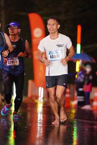 BIB: 4289, 40908
                            <button type="button" onclick="openModal(17656830)" class="btn btn-primary btn-sm float-right btn-popup" data-toggle="modal" data-target=".modal-high-quality">
                        <i class="fas fa-shopping-cart"></i> Add to Cart
                    </button>
                                            <button type="button" onclick="isThisMe(17656830, true)" class="btn btn-success btn-sm float-right btn-popup btn-isme hidden" data-toggle="tooltip" data-placement="bottom" title="นี่คือรูปของคุณใช่ไหม คลิกที่นี่เพื่อเอาเข้าอัลบั้ม">
                        <i class="fas fa-plus"></i> Add to album
                    </button>
                    <button type="button" onclick="isThisMe(17656830, false)" class="btn btn-warning btn-sm float-right btn-popup btn-isnotme hidden">
                        <i class="fas fa-ban"></i> Remove from album
                    </button>