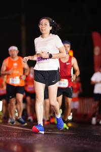 BIB: 250
                            <button type="button" onclick="openModal(17673123)" class="btn btn-primary btn-sm float-right btn-popup" data-toggle="modal" data-target=".modal-high-quality">
                        <i class="fas fa-shopping-cart"></i> Add to Cart
                    </button>
                                            <button type="button" onclick="isThisMe(17673123, true)" class="btn btn-success btn-sm float-right btn-popup btn-isme hidden" data-toggle="tooltip" data-placement="bottom" title="นี่คือรูปของคุณใช่ไหม คลิกที่นี่เพื่อเอาเข้าอัลบั้ม">
                        <i class="fas fa-plus"></i> Add to album
                    </button>
                    <button type="button" onclick="isThisMe(17673123, false)" class="btn btn-warning btn-sm float-right btn-popup btn-isnotme hidden">
                        <i class="fas fa-ban"></i> Remove from album
                    </button>