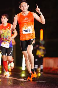 BIB: 21160, 20374
                            <button type="button" onclick="openModal(17674842)" class="btn btn-primary btn-sm float-right btn-popup" data-toggle="modal" data-target=".modal-high-quality">
                        <i class="fas fa-shopping-cart"></i> Add to Cart
                    </button>
                                            <button type="button" onclick="isThisMe(17674842, true)" class="btn btn-success btn-sm float-right btn-popup btn-isme hidden" data-toggle="tooltip" data-placement="bottom" title="นี่คือรูปของคุณใช่ไหม คลิกที่นี่เพื่อเอาเข้าอัลบั้ม">
                        <i class="fas fa-plus"></i> Add to album
                    </button>
                    <button type="button" onclick="isThisMe(17674842, false)" class="btn btn-warning btn-sm float-right btn-popup btn-isnotme hidden">
                        <i class="fas fa-ban"></i> Remove from album
                    </button>