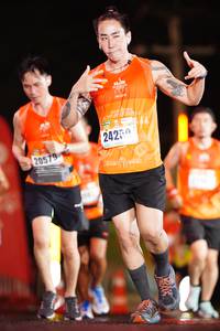 BIB: 242, 20579
                            <button type="button" onclick="openModal(17717346)" class="btn btn-primary btn-sm float-right btn-popup" data-toggle="modal" data-target=".modal-high-quality">
                        <i class="fas fa-shopping-cart"></i> Add to Cart
                    </button>
                                            <button type="button" onclick="isThisMe(17717346, true)" class="btn btn-success btn-sm float-right btn-popup btn-isme hidden" data-toggle="tooltip" data-placement="bottom" title="นี่คือรูปของคุณใช่ไหม คลิกที่นี่เพื่อเอาเข้าอัลบั้ม">
                        <i class="fas fa-plus"></i> Add to album
                    </button>
                    <button type="button" onclick="isThisMe(17717346, false)" class="btn btn-warning btn-sm float-right btn-popup btn-isnotme hidden">
                        <i class="fas fa-ban"></i> Remove from album
                    </button>