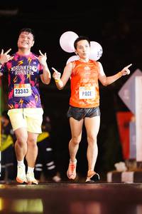 BIB: 23343
                            <button type="button" onclick="openModal(17715055)" class="btn btn-primary btn-sm float-right btn-popup" data-toggle="modal" data-target=".modal-high-quality">
                        <i class="fas fa-shopping-cart"></i> Add to Cart
                    </button>
                                            <button type="button" onclick="isThisMe(17715055, true)" class="btn btn-success btn-sm float-right btn-popup btn-isme hidden" data-toggle="tooltip" data-placement="bottom" title="นี่คือรูปของคุณใช่ไหม คลิกที่นี่เพื่อเอาเข้าอัลบั้ม">
                        <i class="fas fa-plus"></i> Add to album
                    </button>
                    <button type="button" onclick="isThisMe(17715055, false)" class="btn btn-warning btn-sm float-right btn-popup btn-isnotme hidden">
                        <i class="fas fa-ban"></i> Remove from album
                    </button>