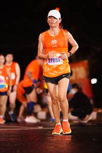 BIB: 127055
                            <button type="button" onclick="openModal(17686716)" class="btn btn-primary btn-sm float-right btn-popup" data-toggle="modal" data-target=".modal-high-quality">
                        <i class="fas fa-shopping-cart"></i> Add to Cart
                    </button>
                                            <button type="button" onclick="isThisMe(17686716, true)" class="btn btn-success btn-sm float-right btn-popup btn-isme hidden" data-toggle="tooltip" data-placement="bottom" title="นี่คือรูปของคุณใช่ไหม คลิกที่นี่เพื่อเอาเข้าอัลบั้ม">
                        <i class="fas fa-plus"></i> Add to album
                    </button>
                    <button type="button" onclick="isThisMe(17686716, false)" class="btn btn-warning btn-sm float-right btn-popup btn-isnotme hidden">
                        <i class="fas fa-ban"></i> Remove from album
                    </button>