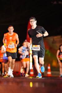 BIB: 20351, 20225
                            <button type="button" onclick="openModal(17705518)" class="btn btn-primary btn-sm float-right btn-popup" data-toggle="modal" data-target=".modal-high-quality">
                        <i class="fas fa-shopping-cart"></i> Add to Cart
                    </button>
                                            <button type="button" onclick="isThisMe(17705518, true)" class="btn btn-success btn-sm float-right btn-popup btn-isme hidden" data-toggle="tooltip" data-placement="bottom" title="นี่คือรูปของคุณใช่ไหม คลิกที่นี่เพื่อเอาเข้าอัลบั้ม">
                        <i class="fas fa-plus"></i> Add to album
                    </button>
                    <button type="button" onclick="isThisMe(17705518, false)" class="btn btn-warning btn-sm float-right btn-popup btn-isnotme hidden">
                        <i class="fas fa-ban"></i> Remove from album
                    </button>