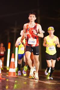 BIB: 22417, 20087
                            <button type="button" onclick="openModal(17673881)" class="btn btn-primary btn-sm float-right btn-popup" data-toggle="modal" data-target=".modal-high-quality">
                        <i class="fas fa-shopping-cart"></i> Add to Cart
                    </button>
                                            <button type="button" onclick="isThisMe(17673881, true)" class="btn btn-success btn-sm float-right btn-popup btn-isme hidden" data-toggle="tooltip" data-placement="bottom" title="นี่คือรูปของคุณใช่ไหม คลิกที่นี่เพื่อเอาเข้าอัลบั้ม">
                        <i class="fas fa-plus"></i> Add to album
                    </button>
                    <button type="button" onclick="isThisMe(17673881, false)" class="btn btn-warning btn-sm float-right btn-popup btn-isnotme hidden">
                        <i class="fas fa-ban"></i> Remove from album
                    </button>