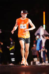 BIB: 21364
                            <button type="button" onclick="openModal(17670003)" class="btn btn-primary btn-sm float-right btn-popup" data-toggle="modal" data-target=".modal-high-quality">
                        <i class="fas fa-shopping-cart"></i> Add to Cart
                    </button>
                                            <button type="button" onclick="isThisMe(17670003, true)" class="btn btn-success btn-sm float-right btn-popup btn-isme hidden" data-toggle="tooltip" data-placement="bottom" title="นี่คือรูปของคุณใช่ไหม คลิกที่นี่เพื่อเอาเข้าอัลบั้ม">
                        <i class="fas fa-plus"></i> Add to album
                    </button>
                    <button type="button" onclick="isThisMe(17670003, false)" class="btn btn-warning btn-sm float-right btn-popup btn-isnotme hidden">
                        <i class="fas fa-ban"></i> Remove from album
                    </button>