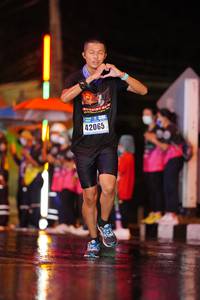 BIB: 42065
                            <button type="button" onclick="openModal(16329025)" class="btn btn-primary btn-sm float-right btn-popup" data-toggle="modal" data-target=".modal-high-quality">
                        <i class="fas fa-shopping-cart"></i> Add to Cart
                    </button>
                                            <button type="button" onclick="isThisMe(16329025, true)" class="btn btn-success btn-sm float-right btn-popup btn-isme hidden" data-toggle="tooltip" data-placement="bottom" title="นี่คือรูปของคุณใช่ไหม คลิกที่นี่เพื่อเอาเข้าอัลบั้ม">
                        <i class="fas fa-plus"></i> Add to album
                    </button>
                    <button type="button" onclick="isThisMe(16329025, false)" class="btn btn-warning btn-sm float-right btn-popup btn-isnotme hidden">
                        <i class="fas fa-ban"></i> Remove from album
                    </button>