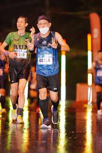 BIB: 40734
                            <button type="button" onclick="openModal(16331524)" class="btn btn-primary btn-sm float-right btn-popup" data-toggle="modal" data-target=".modal-high-quality">
                        <i class="fas fa-shopping-cart"></i> Add to Cart
                    </button>
                                            <button type="button" onclick="isThisMe(16331524, true)" class="btn btn-success btn-sm float-right btn-popup btn-isme hidden" data-toggle="tooltip" data-placement="bottom" title="นี่คือรูปของคุณใช่ไหม คลิกที่นี่เพื่อเอาเข้าอัลบั้ม">
                        <i class="fas fa-plus"></i> Add to album
                    </button>
                    <button type="button" onclick="isThisMe(16331524, false)" class="btn btn-warning btn-sm float-right btn-popup btn-isnotme hidden">
                        <i class="fas fa-ban"></i> Remove from album
                    </button>