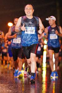 BIB: 42859, 12200, 423
                            <button type="button" onclick="openModal(16331035)" class="btn btn-primary btn-sm float-right btn-popup" data-toggle="modal" data-target=".modal-high-quality">
                        <i class="fas fa-shopping-cart"></i> Add to Cart
                    </button>
                                            <button type="button" onclick="isThisMe(16331035, true)" class="btn btn-success btn-sm float-right btn-popup btn-isme hidden" data-toggle="tooltip" data-placement="bottom" title="นี่คือรูปของคุณใช่ไหม คลิกที่นี่เพื่อเอาเข้าอัลบั้ม">
                        <i class="fas fa-plus"></i> Add to album
                    </button>
                    <button type="button" onclick="isThisMe(16331035, false)" class="btn btn-warning btn-sm float-right btn-popup btn-isnotme hidden">
                        <i class="fas fa-ban"></i> Remove from album
                    </button>