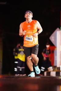 BIB: 23065
                            <button type="button" onclick="openModal(16461916)" class="btn btn-primary btn-sm float-right btn-popup" data-toggle="modal" data-target=".modal-high-quality">
                        <i class="fas fa-shopping-cart"></i> Add to Cart
                    </button>
                                            <button type="button" onclick="isThisMe(16461916, true)" class="btn btn-success btn-sm float-right btn-popup btn-isme hidden" data-toggle="tooltip" data-placement="bottom" title="นี่คือรูปของคุณใช่ไหม คลิกที่นี่เพื่อเอาเข้าอัลบั้ม">
                        <i class="fas fa-plus"></i> Add to album
                    </button>
                    <button type="button" onclick="isThisMe(16461916, false)" class="btn btn-warning btn-sm float-right btn-popup btn-isnotme hidden">
                        <i class="fas fa-ban"></i> Remove from album
                    </button>