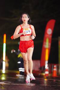 BIB: 076
                            <button type="button" onclick="openModal(16403448)" class="btn btn-primary btn-sm float-right btn-popup" data-toggle="modal" data-target=".modal-high-quality">
                        <i class="fas fa-shopping-cart"></i> Add to Cart
                    </button>
                                            <button type="button" onclick="isThisMe(16403448, true)" class="btn btn-success btn-sm float-right btn-popup btn-isme hidden" data-toggle="tooltip" data-placement="bottom" title="นี่คือรูปของคุณใช่ไหม คลิกที่นี่เพื่อเอาเข้าอัลบั้ม">
                        <i class="fas fa-plus"></i> Add to album
                    </button>
                    <button type="button" onclick="isThisMe(16403448, false)" class="btn btn-warning btn-sm float-right btn-popup btn-isnotme hidden">
                        <i class="fas fa-ban"></i> Remove from album
                    </button>