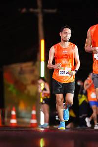 BIB: 225
                            <button type="button" onclick="openModal(16458456)" class="btn btn-primary btn-sm float-right btn-popup" data-toggle="modal" data-target=".modal-high-quality">
                        <i class="fas fa-shopping-cart"></i> Add to Cart
                    </button>
                                            <button type="button" onclick="isThisMe(16458456, true)" class="btn btn-success btn-sm float-right btn-popup btn-isme hidden" data-toggle="tooltip" data-placement="bottom" title="นี่คือรูปของคุณใช่ไหม คลิกที่นี่เพื่อเอาเข้าอัลบั้ม">
                        <i class="fas fa-plus"></i> Add to album
                    </button>
                    <button type="button" onclick="isThisMe(16458456, false)" class="btn btn-warning btn-sm float-right btn-popup btn-isnotme hidden">
                        <i class="fas fa-ban"></i> Remove from album
                    </button>