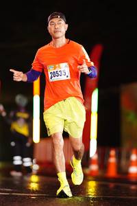 BIB: 20535
                            <button type="button" onclick="openModal(16415036)" class="btn btn-primary btn-sm float-right btn-popup" data-toggle="modal" data-target=".modal-high-quality">
                        <i class="fas fa-shopping-cart"></i> Add to Cart
                    </button>
                                            <button type="button" onclick="isThisMe(16415036, true)" class="btn btn-success btn-sm float-right btn-popup btn-isme hidden" data-toggle="tooltip" data-placement="bottom" title="นี่คือรูปของคุณใช่ไหม คลิกที่นี่เพื่อเอาเข้าอัลบั้ม">
                        <i class="fas fa-plus"></i> Add to album
                    </button>
                    <button type="button" onclick="isThisMe(16415036, false)" class="btn btn-warning btn-sm float-right btn-popup btn-isnotme hidden">
                        <i class="fas fa-ban"></i> Remove from album
                    </button>