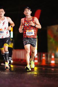 BIB: 903, 21210
                            <button type="button" onclick="openModal(16418069)" class="btn btn-primary btn-sm float-right btn-popup" data-toggle="modal" data-target=".modal-high-quality">
                        <i class="fas fa-shopping-cart"></i> Add to Cart
                    </button>
                                            <button type="button" onclick="isThisMe(16418069, true)" class="btn btn-success btn-sm float-right btn-popup btn-isme hidden" data-toggle="tooltip" data-placement="bottom" title="นี่คือรูปของคุณใช่ไหม คลิกที่นี่เพื่อเอาเข้าอัลบั้ม">
                        <i class="fas fa-plus"></i> Add to album
                    </button>
                    <button type="button" onclick="isThisMe(16418069, false)" class="btn btn-warning btn-sm float-right btn-popup btn-isnotme hidden">
                        <i class="fas fa-ban"></i> Remove from album
                    </button>