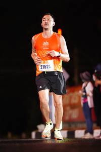 BIB: 21525
                            <button type="button" onclick="openModal(16482315)" class="btn btn-primary btn-sm float-right btn-popup" data-toggle="modal" data-target=".modal-high-quality">
                        <i class="fas fa-shopping-cart"></i> Add to Cart
                    </button>
                                            <button type="button" onclick="isThisMe(16482315, true)" class="btn btn-success btn-sm float-right btn-popup btn-isme hidden" data-toggle="tooltip" data-placement="bottom" title="นี่คือรูปของคุณใช่ไหม คลิกที่นี่เพื่อเอาเข้าอัลบั้ม">
                        <i class="fas fa-plus"></i> Add to album
                    </button>
                    <button type="button" onclick="isThisMe(16482315, false)" class="btn btn-warning btn-sm float-right btn-popup btn-isnotme hidden">
                        <i class="fas fa-ban"></i> Remove from album
                    </button>