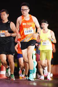 BIB: 2300, 23143, 20049, 
                            <button type="button" onclick="openModal(16434914)" class="btn btn-primary btn-sm float-right btn-popup" data-toggle="modal" data-target=".modal-high-quality">
                        <i class="fas fa-shopping-cart"></i> Add to Cart
                    </button>
                                            <button type="button" onclick="isThisMe(16434914, true)" class="btn btn-success btn-sm float-right btn-popup btn-isme hidden" data-toggle="tooltip" data-placement="bottom" title="นี่คือรูปของคุณใช่ไหม คลิกที่นี่เพื่อเอาเข้าอัลบั้ม">
                        <i class="fas fa-plus"></i> Add to album
                    </button>
                    <button type="button" onclick="isThisMe(16434914, false)" class="btn btn-warning btn-sm float-right btn-popup btn-isnotme hidden">
                        <i class="fas fa-ban"></i> Remove from album
                    </button>