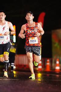 BIB: 903, 21210
                            <button type="button" onclick="openModal(16418079)" class="btn btn-primary btn-sm float-right btn-popup" data-toggle="modal" data-target=".modal-high-quality">
                        <i class="fas fa-shopping-cart"></i> Add to Cart
                    </button>
                                            <button type="button" onclick="isThisMe(16418079, true)" class="btn btn-success btn-sm float-right btn-popup btn-isme hidden" data-toggle="tooltip" data-placement="bottom" title="นี่คือรูปของคุณใช่ไหม คลิกที่นี่เพื่อเอาเข้าอัลบั้ม">
                        <i class="fas fa-plus"></i> Add to album
                    </button>
                    <button type="button" onclick="isThisMe(16418079, false)" class="btn btn-warning btn-sm float-right btn-popup btn-isnotme hidden">
                        <i class="fas fa-ban"></i> Remove from album
                    </button>