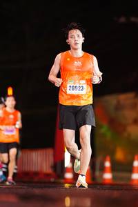 BIB: 20923
                            <button type="button" onclick="openModal(16431175)" class="btn btn-primary btn-sm float-right btn-popup" data-toggle="modal" data-target=".modal-high-quality">
                        <i class="fas fa-shopping-cart"></i> Add to Cart
                    </button>
                                            <button type="button" onclick="isThisMe(16431175, true)" class="btn btn-success btn-sm float-right btn-popup btn-isme hidden" data-toggle="tooltip" data-placement="bottom" title="นี่คือรูปของคุณใช่ไหม คลิกที่นี่เพื่อเอาเข้าอัลบั้ม">
                        <i class="fas fa-plus"></i> Add to album
                    </button>
                    <button type="button" onclick="isThisMe(16431175, false)" class="btn btn-warning btn-sm float-right btn-popup btn-isnotme hidden">
                        <i class="fas fa-ban"></i> Remove from album
                    </button>