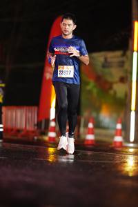 BIB: 22827
                            <button type="button" onclick="openModal(16421792)" class="btn btn-primary btn-sm float-right btn-popup" data-toggle="modal" data-target=".modal-high-quality">
                        <i class="fas fa-shopping-cart"></i> Add to Cart
                    </button>
                                            <button type="button" onclick="isThisMe(16421792, true)" class="btn btn-success btn-sm float-right btn-popup btn-isme hidden" data-toggle="tooltip" data-placement="bottom" title="นี่คือรูปของคุณใช่ไหม คลิกที่นี่เพื่อเอาเข้าอัลบั้ม">
                        <i class="fas fa-plus"></i> Add to album
                    </button>
                    <button type="button" onclick="isThisMe(16421792, false)" class="btn btn-warning btn-sm float-right btn-popup btn-isnotme hidden">
                        <i class="fas fa-ban"></i> Remove from album
                    </button>