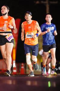 BIB: 2670, 20803
                            <button type="button" onclick="openModal(16475230)" class="btn btn-primary btn-sm float-right btn-popup" data-toggle="modal" data-target=".modal-high-quality">
                        <i class="fas fa-shopping-cart"></i> Add to Cart
                    </button>
                                            <button type="button" onclick="isThisMe(16475230, true)" class="btn btn-success btn-sm float-right btn-popup btn-isme hidden" data-toggle="tooltip" data-placement="bottom" title="นี่คือรูปของคุณใช่ไหม คลิกที่นี่เพื่อเอาเข้าอัลบั้ม">
                        <i class="fas fa-plus"></i> Add to album
                    </button>
                    <button type="button" onclick="isThisMe(16475230, false)" class="btn btn-warning btn-sm float-right btn-popup btn-isnotme hidden">
                        <i class="fas fa-ban"></i> Remove from album
                    </button>