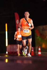 BIB: 21425
                            <button type="button" onclick="openModal(16442316)" class="btn btn-primary btn-sm float-right btn-popup" data-toggle="modal" data-target=".modal-high-quality">
                        <i class="fas fa-shopping-cart"></i> Add to Cart
                    </button>
                                            <button type="button" onclick="isThisMe(16442316, true)" class="btn btn-success btn-sm float-right btn-popup btn-isme hidden" data-toggle="tooltip" data-placement="bottom" title="นี่คือรูปของคุณใช่ไหม คลิกที่นี่เพื่อเอาเข้าอัลบั้ม">
                        <i class="fas fa-plus"></i> Add to album
                    </button>
                    <button type="button" onclick="isThisMe(16442316, false)" class="btn btn-warning btn-sm float-right btn-popup btn-isnotme hidden">
                        <i class="fas fa-ban"></i> Remove from album
                    </button>