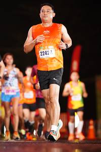 BIB: 2242
                            <button type="button" onclick="openModal(16477124)" class="btn btn-primary btn-sm float-right btn-popup" data-toggle="modal" data-target=".modal-high-quality">
                        <i class="fas fa-shopping-cart"></i> Add to Cart
                    </button>
                                            <button type="button" onclick="isThisMe(16477124, true)" class="btn btn-success btn-sm float-right btn-popup btn-isme hidden" data-toggle="tooltip" data-placement="bottom" title="นี่คือรูปของคุณใช่ไหม คลิกที่นี่เพื่อเอาเข้าอัลบั้ม">
                        <i class="fas fa-plus"></i> Add to album
                    </button>
                    <button type="button" onclick="isThisMe(16477124, false)" class="btn btn-warning btn-sm float-right btn-popup btn-isnotme hidden">
                        <i class="fas fa-ban"></i> Remove from album
                    </button>