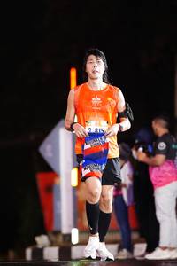 BIB: 2815
                            <button type="button" onclick="openModal(16482119)" class="btn btn-primary btn-sm float-right btn-popup" data-toggle="modal" data-target=".modal-high-quality">
                        <i class="fas fa-shopping-cart"></i> Add to Cart
                    </button>
                                            <button type="button" onclick="isThisMe(16482119, true)" class="btn btn-success btn-sm float-right btn-popup btn-isme hidden" data-toggle="tooltip" data-placement="bottom" title="นี่คือรูปของคุณใช่ไหม คลิกที่นี่เพื่อเอาเข้าอัลบั้ม">
                        <i class="fas fa-plus"></i> Add to album
                    </button>
                    <button type="button" onclick="isThisMe(16482119, false)" class="btn btn-warning btn-sm float-right btn-popup btn-isnotme hidden">
                        <i class="fas fa-ban"></i> Remove from album
                    </button>