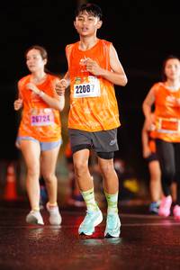 BIB: 2208, 26724
                            <button type="button" onclick="openModal(16391007)" class="btn btn-primary btn-sm float-right btn-popup" data-toggle="modal" data-target=".modal-high-quality">
                        <i class="fas fa-shopping-cart"></i> Add to Cart
                    </button>
                                            <button type="button" onclick="isThisMe(16391007, true)" class="btn btn-success btn-sm float-right btn-popup btn-isme hidden" data-toggle="tooltip" data-placement="bottom" title="นี่คือรูปของคุณใช่ไหม คลิกที่นี่เพื่อเอาเข้าอัลบั้ม">
                        <i class="fas fa-plus"></i> Add to album
                    </button>
                    <button type="button" onclick="isThisMe(16391007, false)" class="btn btn-warning btn-sm float-right btn-popup btn-isnotme hidden">
                        <i class="fas fa-ban"></i> Remove from album
                    </button>