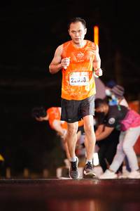 BIB: 22030
                            <button type="button" onclick="openModal(16355140)" class="btn btn-primary btn-sm float-right btn-popup" data-toggle="modal" data-target=".modal-high-quality">
                        <i class="fas fa-shopping-cart"></i> Add to Cart
                    </button>
                                            <button type="button" onclick="isThisMe(16355140, true)" class="btn btn-success btn-sm float-right btn-popup btn-isme hidden" data-toggle="tooltip" data-placement="bottom" title="นี่คือรูปของคุณใช่ไหม คลิกที่นี่เพื่อเอาเข้าอัลบั้ม">
                        <i class="fas fa-plus"></i> Add to album
                    </button>
                    <button type="button" onclick="isThisMe(16355140, false)" class="btn btn-warning btn-sm float-right btn-popup btn-isnotme hidden">
                        <i class="fas fa-ban"></i> Remove from album
                    </button>