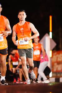 BIB: 212
                            <button type="button" onclick="openModal(16362140)" class="btn btn-primary btn-sm float-right btn-popup" data-toggle="modal" data-target=".modal-high-quality">
                        <i class="fas fa-shopping-cart"></i> Add to Cart
                    </button>
                                            <button type="button" onclick="isThisMe(16362140, true)" class="btn btn-success btn-sm float-right btn-popup btn-isme hidden" data-toggle="tooltip" data-placement="bottom" title="นี่คือรูปของคุณใช่ไหม คลิกที่นี่เพื่อเอาเข้าอัลบั้ม">
                        <i class="fas fa-plus"></i> Add to album
                    </button>
                    <button type="button" onclick="isThisMe(16362140, false)" class="btn btn-warning btn-sm float-right btn-popup btn-isnotme hidden">
                        <i class="fas fa-ban"></i> Remove from album
                    </button>