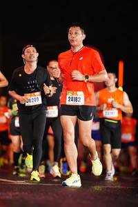 BIB: 0209, 24182, 23191
                            <button type="button" onclick="openModal(16371753)" class="btn btn-primary btn-sm float-right btn-popup" data-toggle="modal" data-target=".modal-high-quality">
                        <i class="fas fa-shopping-cart"></i> Add to Cart
                    </button>
                                            <button type="button" onclick="isThisMe(16371753, true)" class="btn btn-success btn-sm float-right btn-popup btn-isme hidden" data-toggle="tooltip" data-placement="bottom" title="นี่คือรูปของคุณใช่ไหม คลิกที่นี่เพื่อเอาเข้าอัลบั้ม">
                        <i class="fas fa-plus"></i> Add to album
                    </button>
                    <button type="button" onclick="isThisMe(16371753, false)" class="btn btn-warning btn-sm float-right btn-popup btn-isnotme hidden">
                        <i class="fas fa-ban"></i> Remove from album
                    </button>