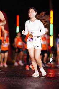 BIB: 275
                            <button type="button" onclick="openModal(16392742)" class="btn btn-primary btn-sm float-right btn-popup" data-toggle="modal" data-target=".modal-high-quality">
                        <i class="fas fa-shopping-cart"></i> Add to Cart
                    </button>
                                            <button type="button" onclick="isThisMe(16392742, true)" class="btn btn-success btn-sm float-right btn-popup btn-isme hidden" data-toggle="tooltip" data-placement="bottom" title="นี่คือรูปของคุณใช่ไหม คลิกที่นี่เพื่อเอาเข้าอัลบั้ม">
                        <i class="fas fa-plus"></i> Add to album
                    </button>
                    <button type="button" onclick="isThisMe(16392742, false)" class="btn btn-warning btn-sm float-right btn-popup btn-isnotme hidden">
                        <i class="fas fa-ban"></i> Remove from album
                    </button>