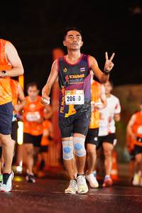 BIB: 206
                            <button type="button" onclick="openModal(16375232)" class="btn btn-primary btn-sm float-right btn-popup" data-toggle="modal" data-target=".modal-high-quality">
                        <i class="fas fa-shopping-cart"></i> Add to Cart
                    </button>
                                            <button type="button" onclick="isThisMe(16375232, true)" class="btn btn-success btn-sm float-right btn-popup btn-isme hidden" data-toggle="tooltip" data-placement="bottom" title="นี่คือรูปของคุณใช่ไหม คลิกที่นี่เพื่อเอาเข้าอัลบั้ม">
                        <i class="fas fa-plus"></i> Add to album
                    </button>
                    <button type="button" onclick="isThisMe(16375232, false)" class="btn btn-warning btn-sm float-right btn-popup btn-isnotme hidden">
                        <i class="fas fa-ban"></i> Remove from album
                    </button>